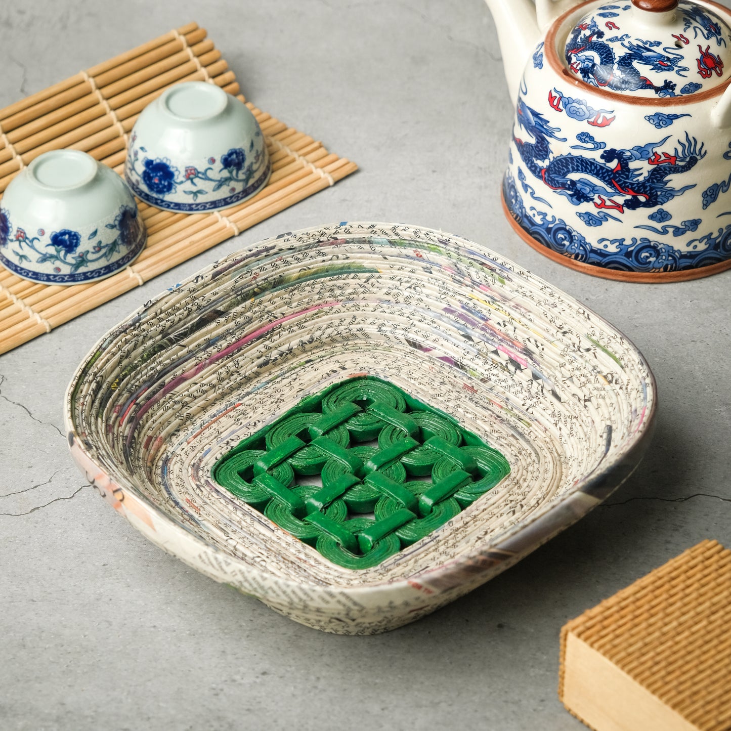 Upcycled Newspaper Coiled Mesh Storage Tray - Square Colour - Green
