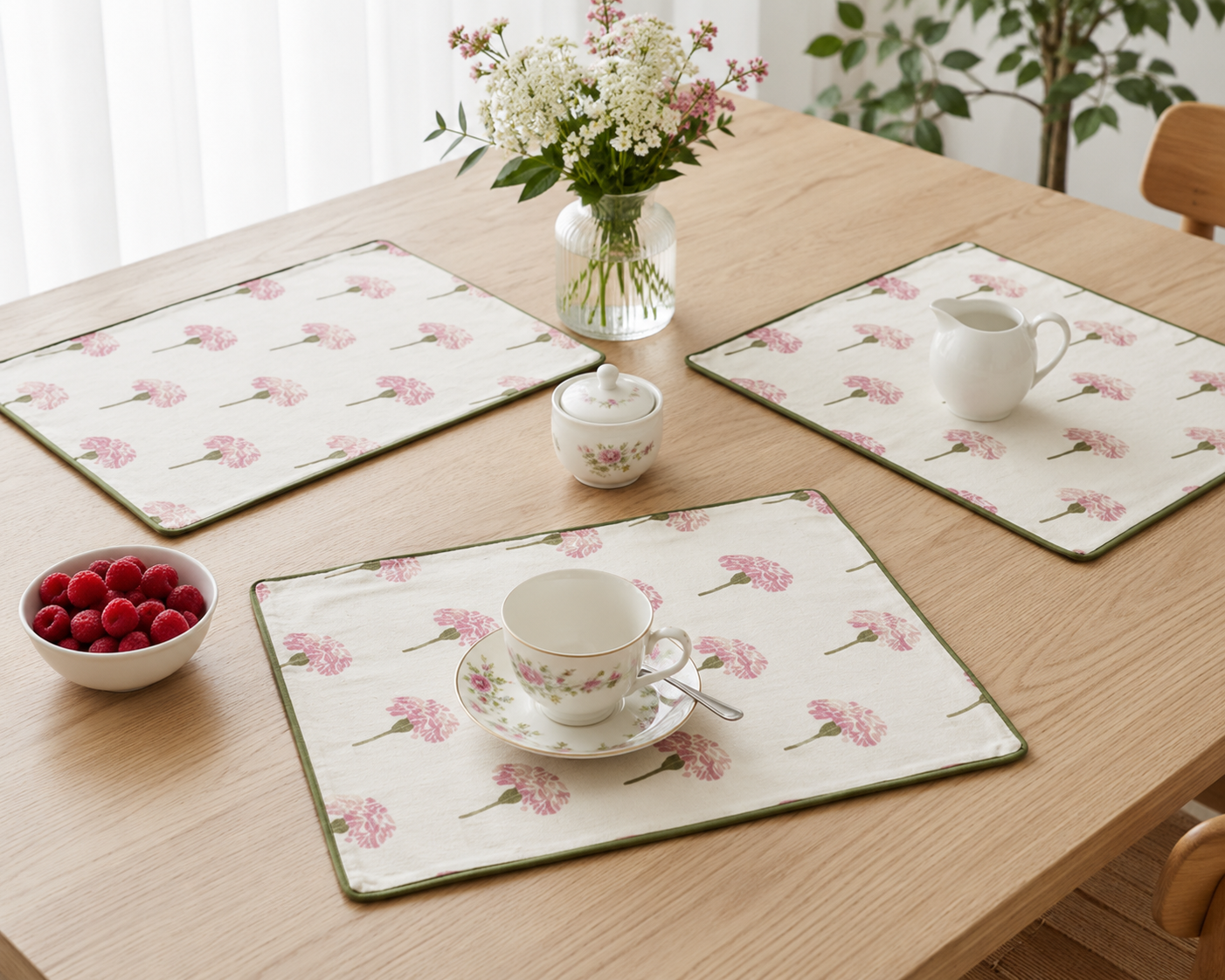 Pink Floral Cotton Placemat for Dining Table